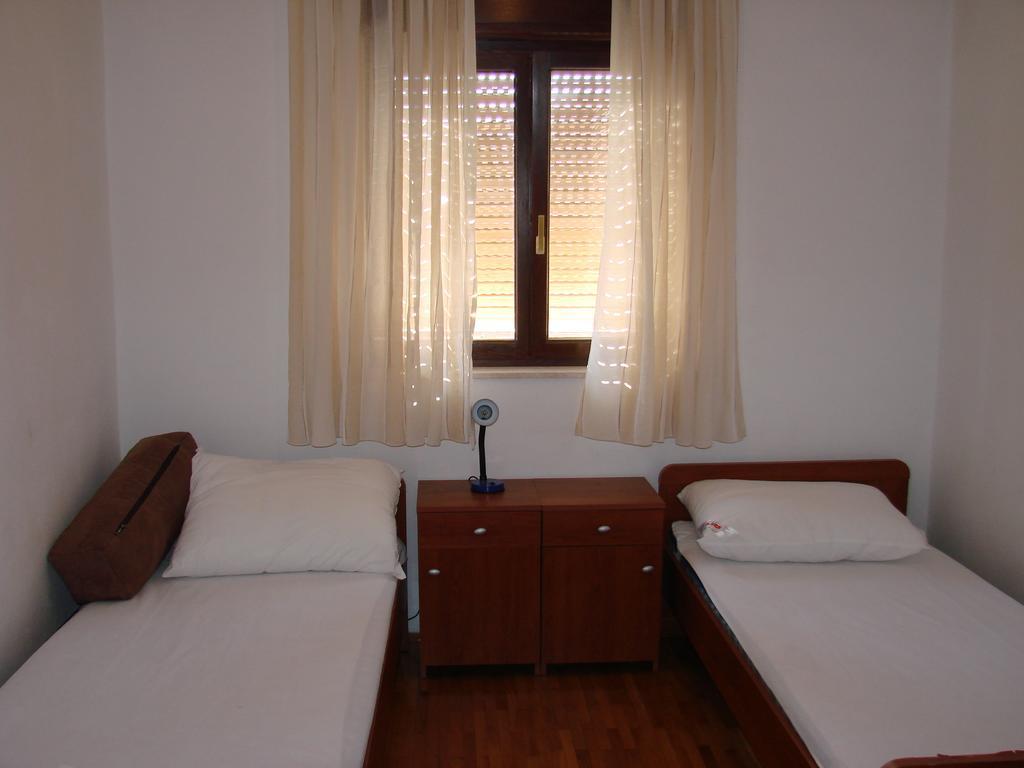 Apartment Matija Trogir Phòng bức ảnh